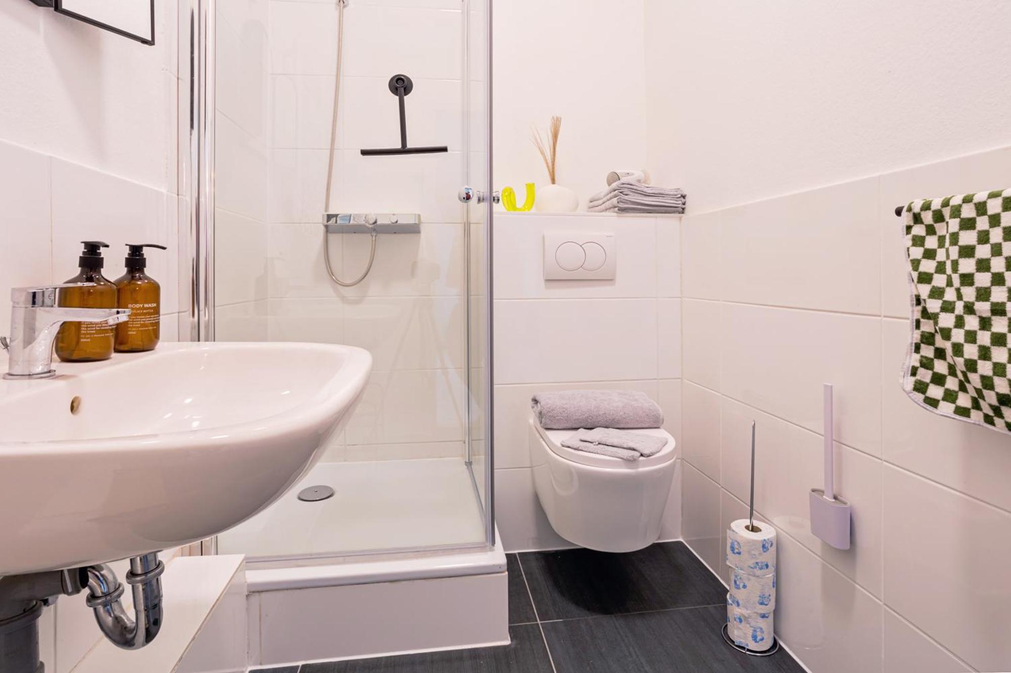 Boarding & Monteur Apartment Cmtz Chemnitz Ngoại thất bức ảnh